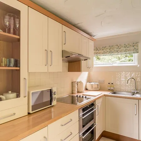 Dom wakacyjny Squirrel Bank, With A Hot Tub & Parking Bowness-on-Windermere